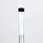 THE BALM Flat Eyeshadow Brush